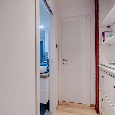 Guesthost - Centralissimo In Crocetta Apartment Turin